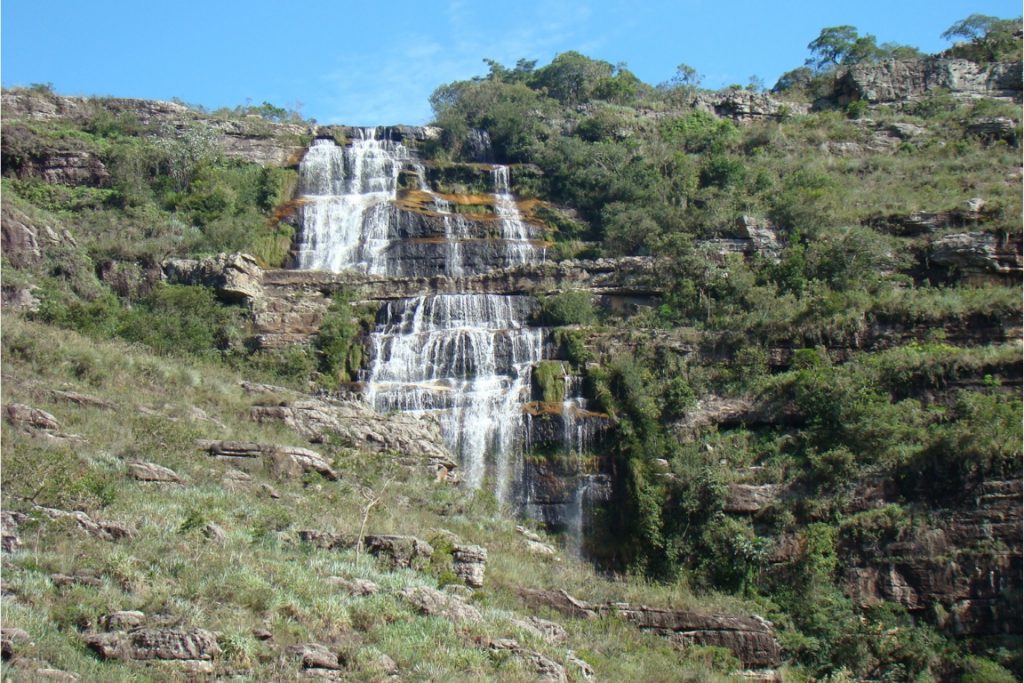 Cachoeira do rio Pedregulho, no Parque Estadual do Guartelá. Foto: Observatório de Justiça e Conservação.