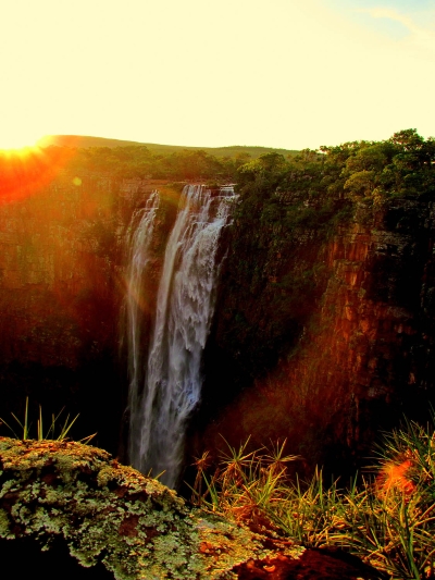 Cachoeira do Jatobá, na parte alta do Parque Estadual Serra de Ricardo Franco. Foto: Renato Moreira/Wikiparques.