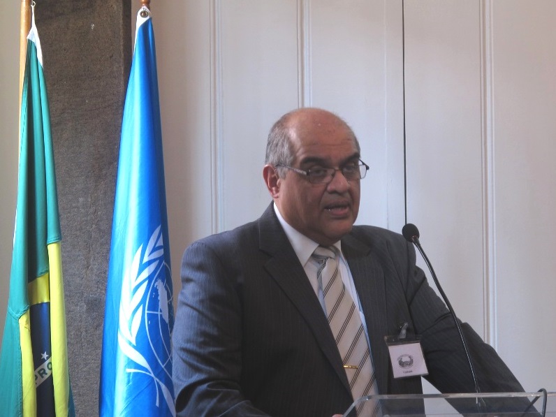 Chefe do Centro de Ciência do Sistema Terrestre do Instituto Nacional de Pesquisas Espaciais (INPE) e um dos autores do Quinto Relatório de Avaliação (AR5) do Painel Intergovernamental sobre Mudanças Climáticas (IPCC), José Marengo, apresenta relatório no Rio de Janeiro. Foto: UNIC Rio/Fernanda Braune.