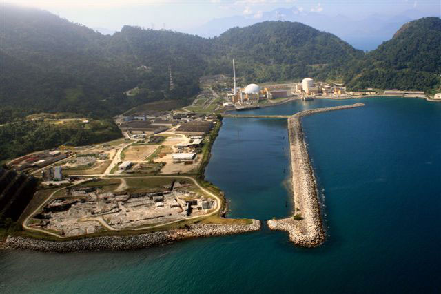 Os obras da usina de Angra 3 estão a todo vapor, mesmo após o acidente de Fukushima (foto: divulgação Eletronuclear)
