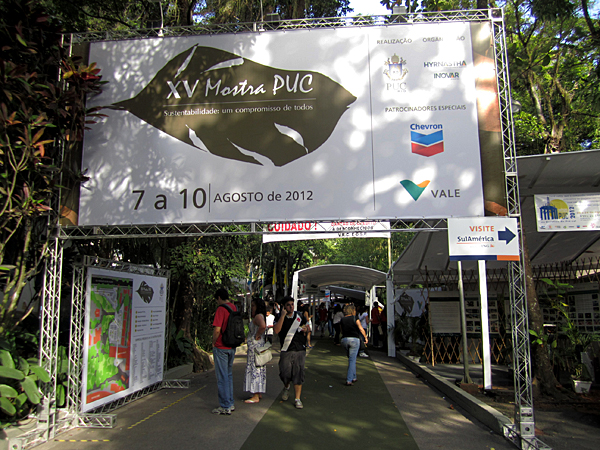 Entrada da XV Mostra PUC. Fotos: Duda Menegassi