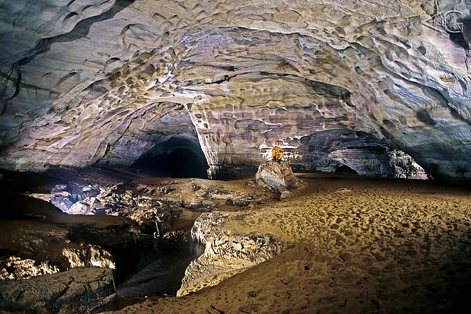 Gruta do Limoeiro, PA. Gruta em rocha Arenito.