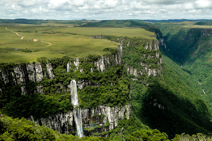 Cânion Fortaleza, Cambará do Sul (RS). Desestimular o uso público dos Parques Nacionais atrapalha a conservação. Foto: