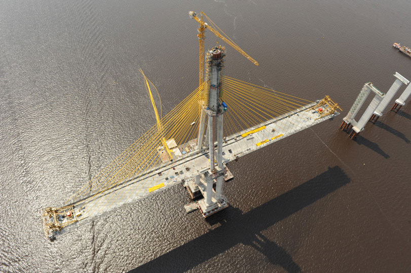 Concluída em 2011, a ponte sobre o Rio Negro, em Manaus, recebeu R$ 586 milhões do BNDES. A Pública obteve o cotrato de financiamento da obra.