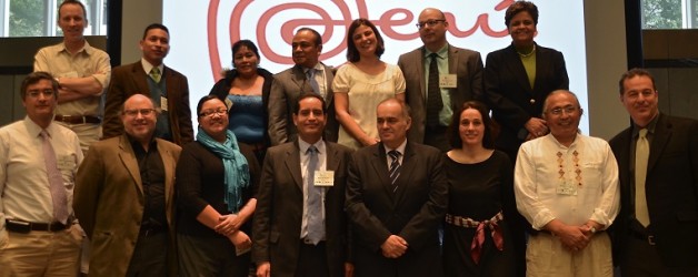 Representantes peruanos e membros do Conselho Diretivo do Programa de Investimento Florestal.  Crédito: MINAM