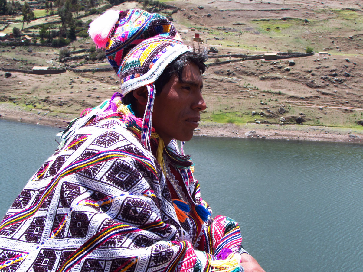 Jovem quéchua