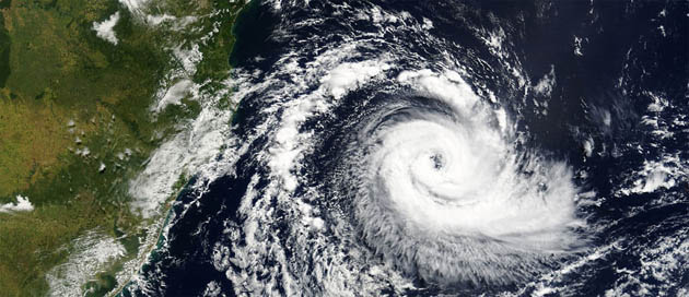 Ciclone Catarina na costa brasileira, em março de 2004 (Nasa) / Clique e veja imagem em tamanho real